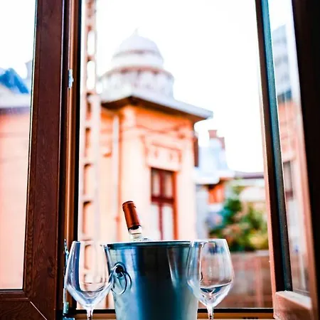Central Suite Craiova Exterior photo