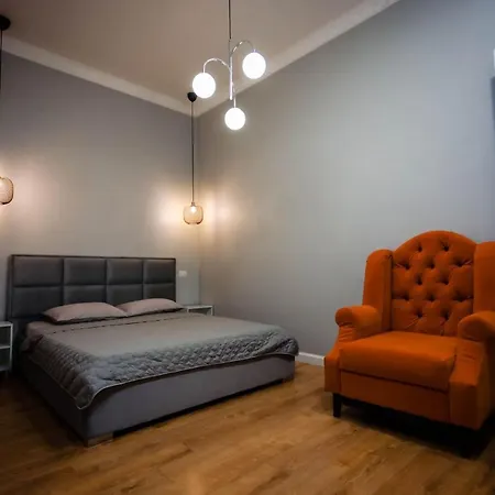 Central Suite Craiova Exterior photo