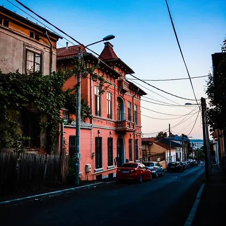 Central Suite Craiova Exterior photo